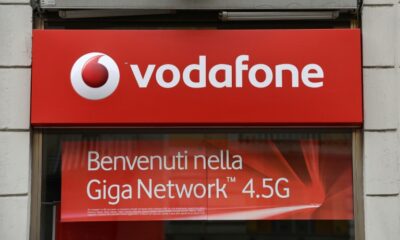 Vodafone plans to return four billion euros to shareholders following the sale of its Italian and Spanish units